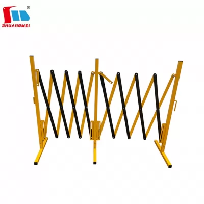 Expandable Barricade With Wheels